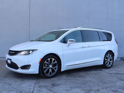2017 Chrysler Pacifica 3.6 V6 Limited At