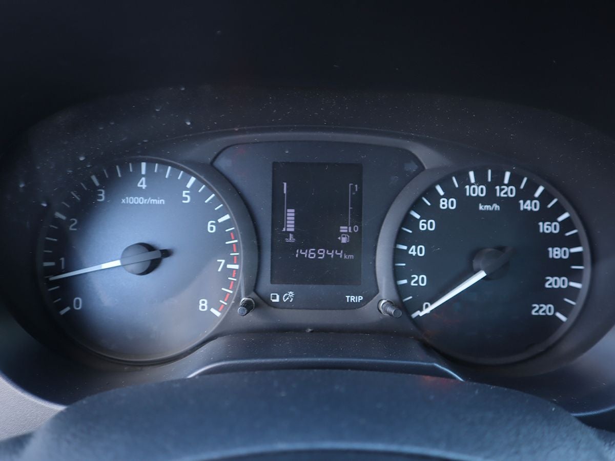 2020 Nissan NP300 2.5 Pick-up Dh Mt