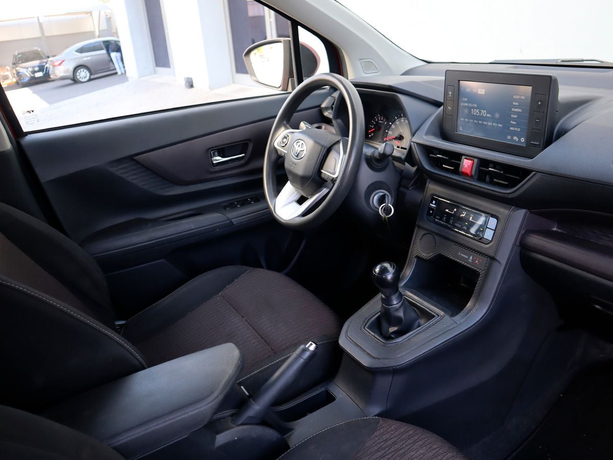 2022 Toyota Avanza 1.5 Le Mt